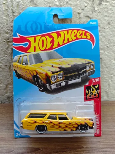 Hotwheels - 2017 Mattel - 70 Chevelle SS wagon