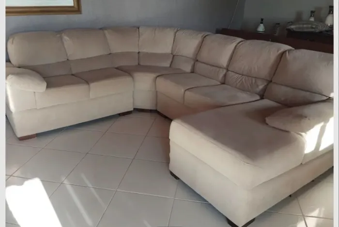Sofá em L