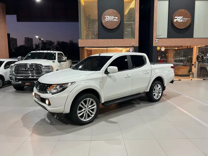 Mitsubishi L200 Triton Sport GLS 2.4 CD Diesel Aut. 2023