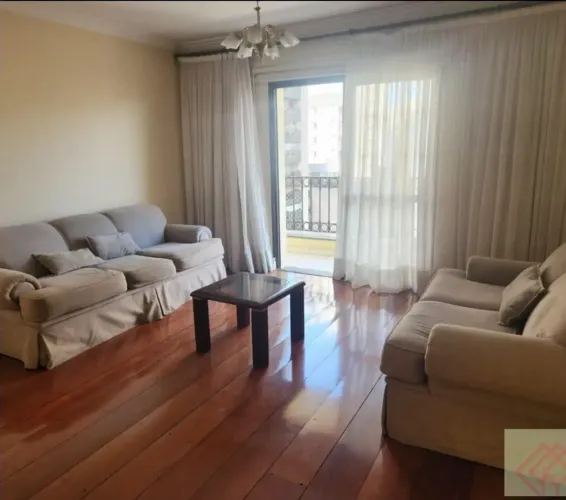 Lindo apartamento amplo com Varanda