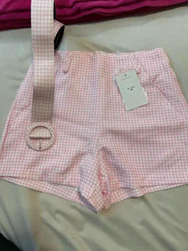 Short alfaiataria com cinto