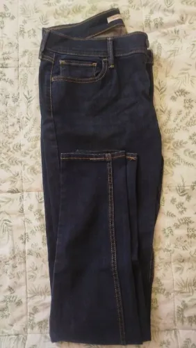 Calça Levis Skinny - 44 - Pouco usada - excelente estado - R$80
