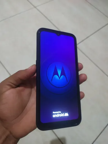 Vendo celular Motorola todo bom