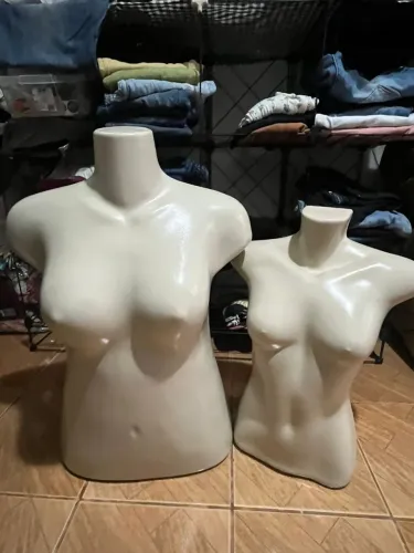 Manequins