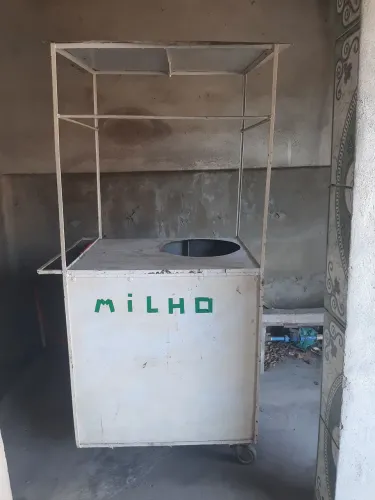 VENDO BARRACA DE MILHO
