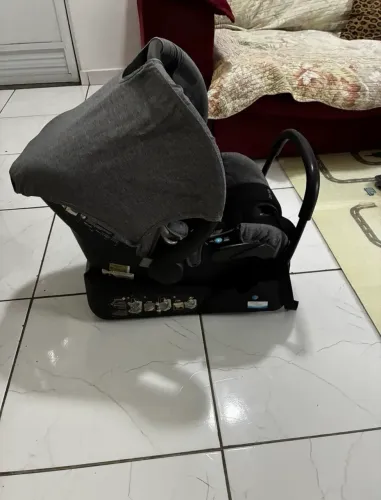 Bebê conforto Safety 1st com base