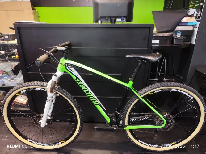 Specialized stumpjumper carbono tamanho 17
