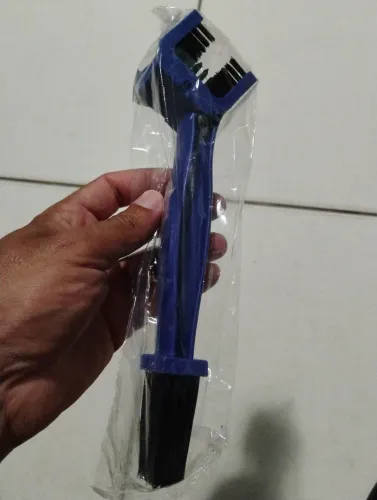 Escova para limpeza de corrente moto ou bicicleta
