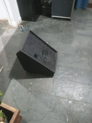 Caixa de retorno de altar.