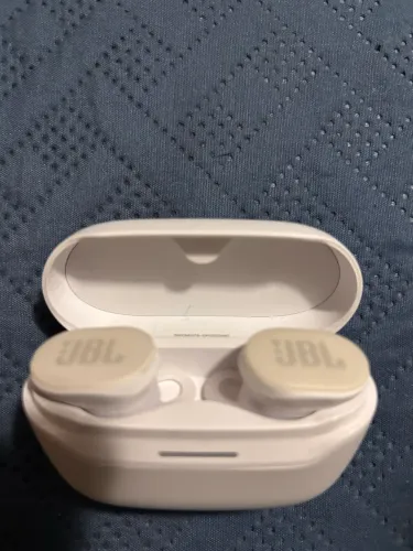 JBL Tune Buds