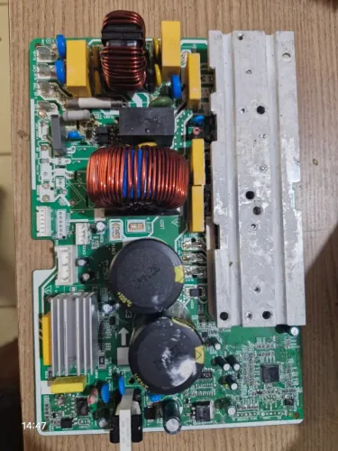 Placa inverter ar condicionado Midea .