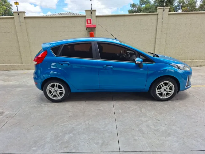 Ford Fiesta SEL 1.6 16V Flex Aut. 5P 2018