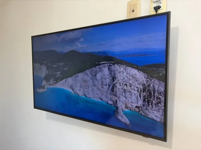 Samsung Vision AI TV 43" QLED 4K QEF1 2025 - Alexa - Art Store