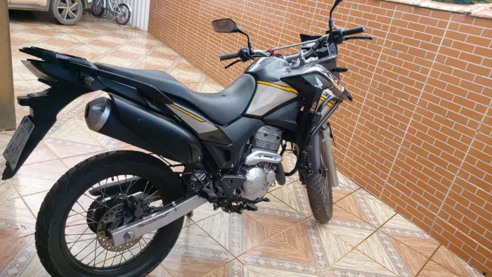 XRE 300