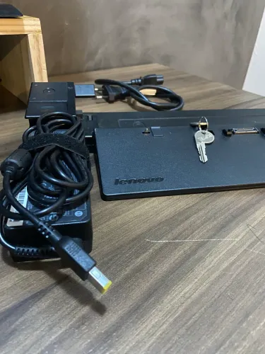 Dockstation Lenovo ThinkPad Ultra Dock 90W/135W (Modelo 40A2)
