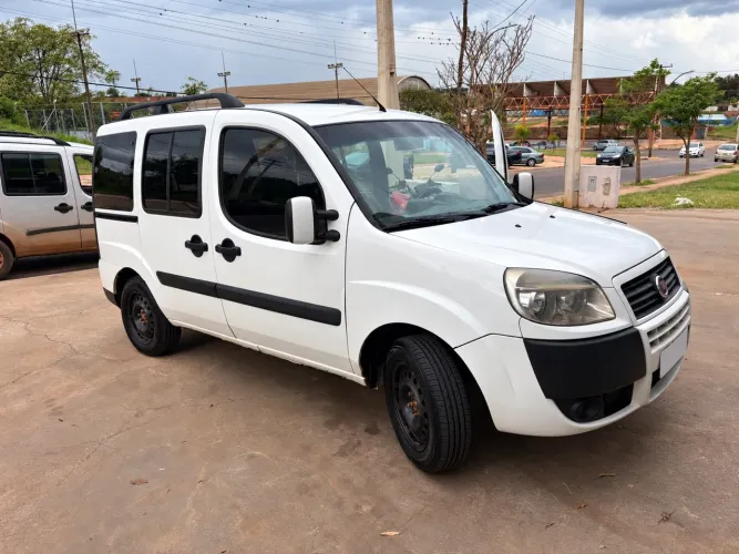 Fiat Doblo Attractive 1.4 Fire Flex 8V 5P 2016