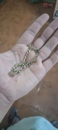 6 Bijoterias de aço inoxidável/douradas (de 7cm-10cm)