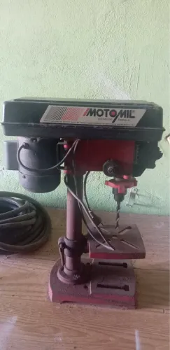 Furadeira de bancada