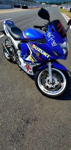 Suzuki gsx 650f ano 2009 modelo 2010