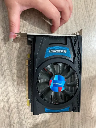 PLACA DE VÍDEO RX 550