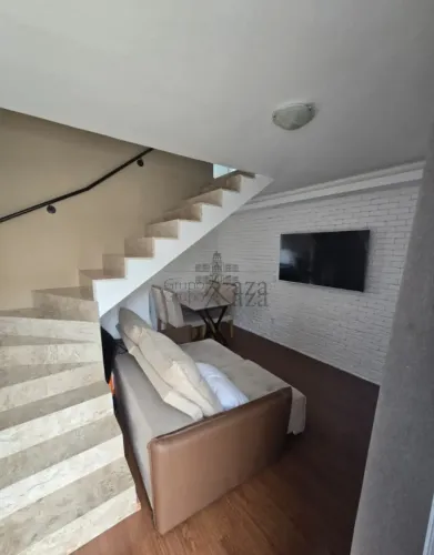 Casa em Condomínio - Residencial - No bairro Vila São Geraldo - Condomínio Jardim Girassol