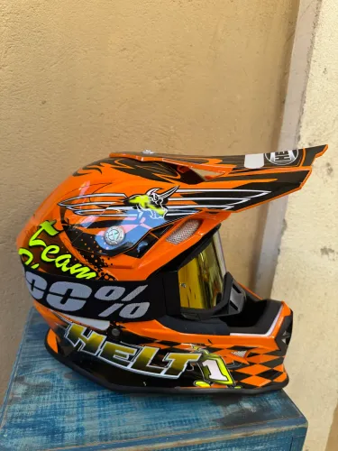 Capacete helt mx bull