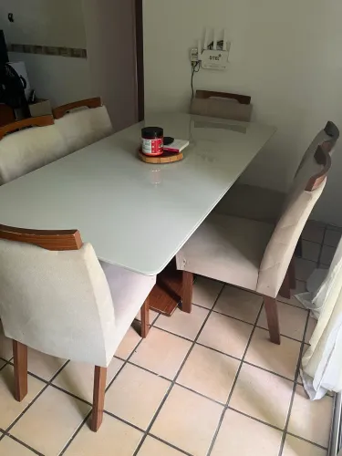 Mesa 6 cadeiras com tampo de vidro