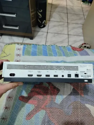 Xbox one s (defeito na fonte)