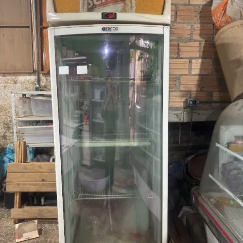 Freezer para sorvete e freezer cervejeiro