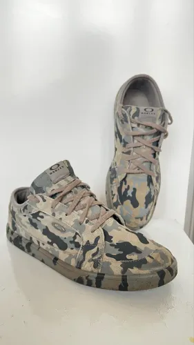 Tênis Oakley Voyage Camuflado 43