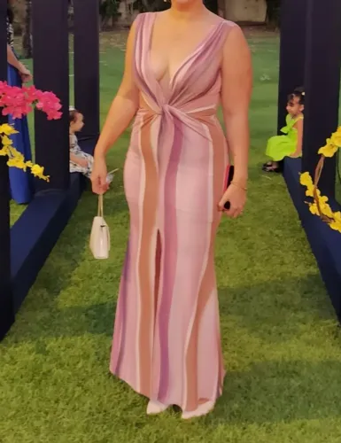 Vende-se lindo vestido de festa.
