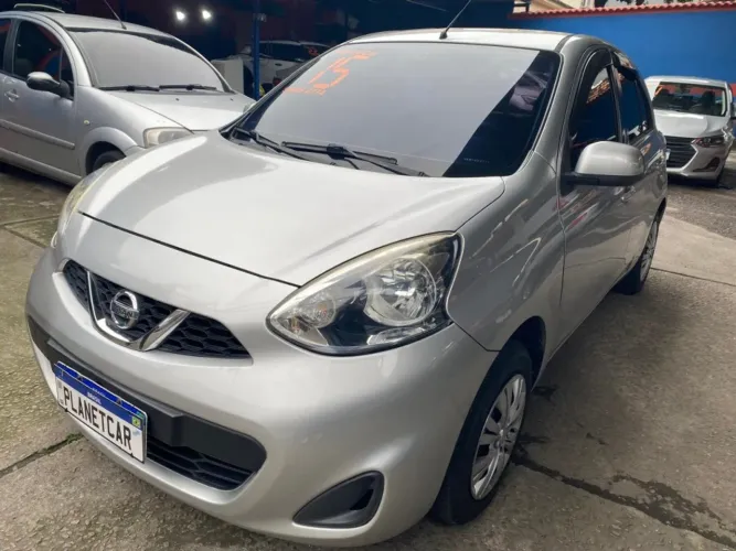 Nissan March S 1.0 12V Flex 5P 2015