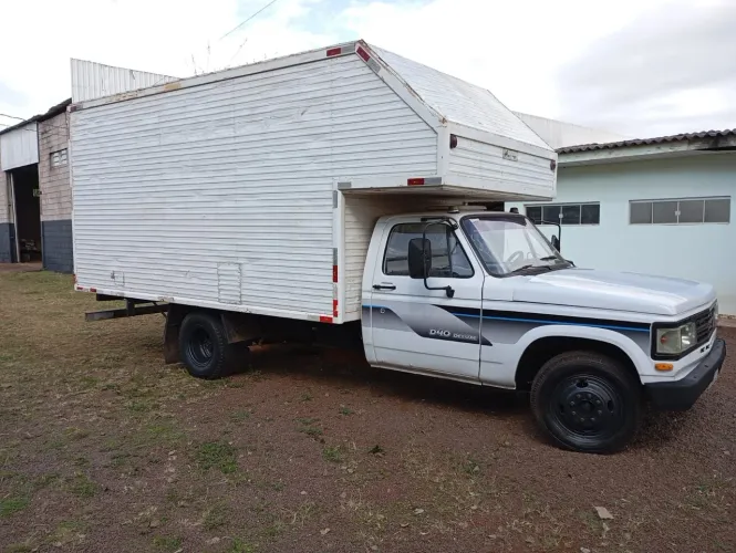 F 4000 , D 40 , cargo , vw 8140 ,  bau
