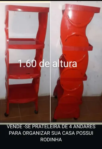 VENDE-SE PRATELEIRA 4 ANDARES COM RODINHA MÓVEL DESMONTA FÁCIL DE MONTAR