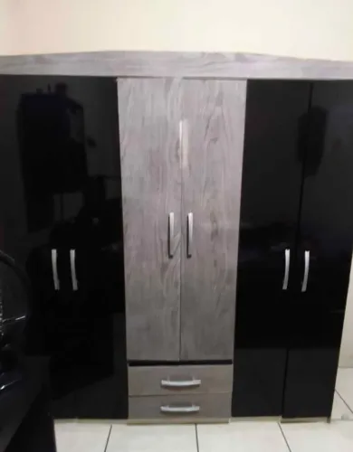 Guarda roupa casal 2 portas