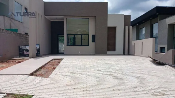 Casa com 4 dormitórios de 188 m² à venda ou aluguel no Condomínio Buona Vita em Atibaia/SP