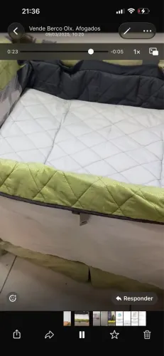 Vendo berço desmontável semi novo.