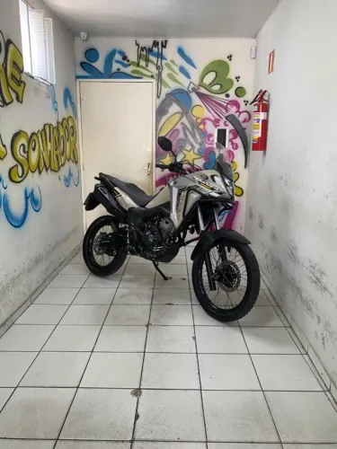 SAHARA 300 ADVENTURE 2025/2025