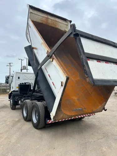 FORD CARGO 3133 6X4