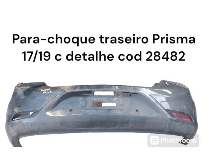 Parachoque traseiro prisma com detalhe 