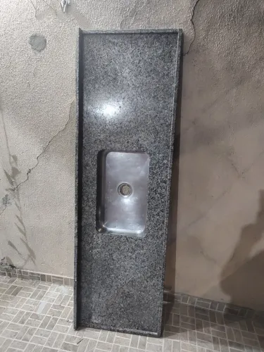 Pia de granito escura 1.80m