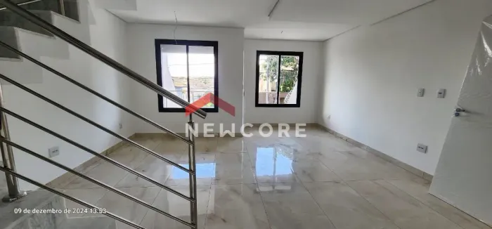 Casa em Alameda dos Canários - Cabral - Contagem/MG