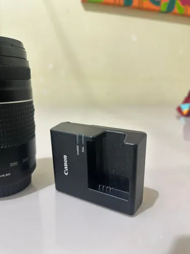 Canon t3 + 75-300mm + bateria + carregador 