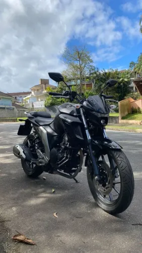 Fz25 ano 2022 baixo km 