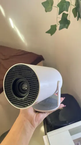 Projetor Ultra HD - Ótimo preço!