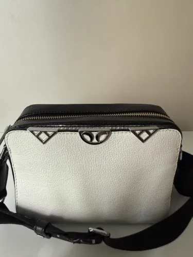 Bolsa em couro Luz da Lua 