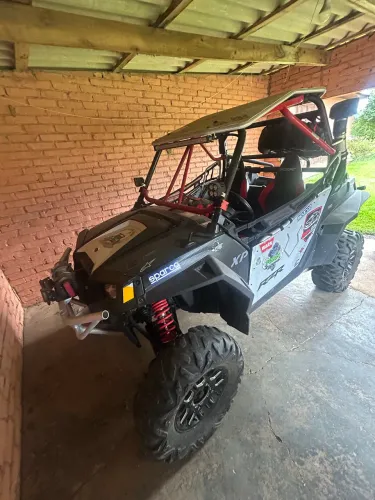 Vendo UTV Polaris RZR XP 900 CC