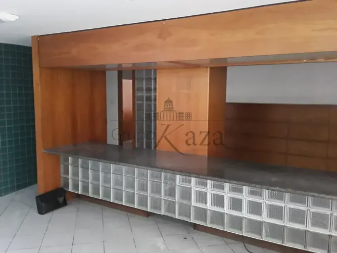 Oportunidade - Ponto Comercial - Vila Adyana - 250m².