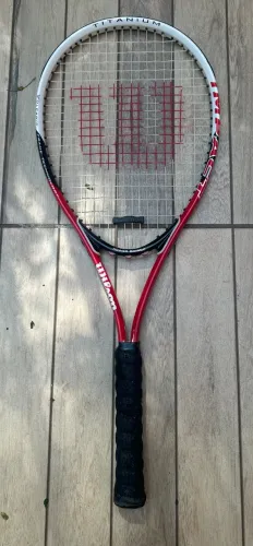 Raquete Wilson Titanium Impact na Capa - Nunca Usada
