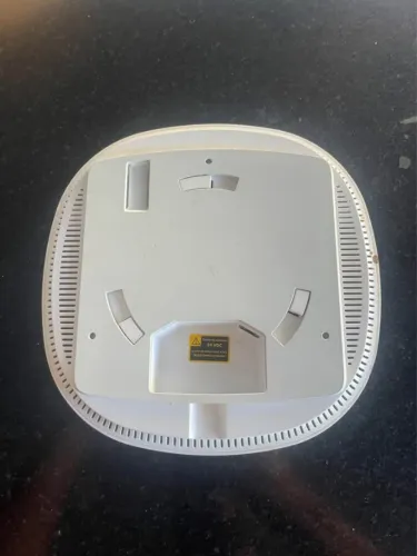 Intelbras access Point , rodeador para lugares maiores e vários acessos